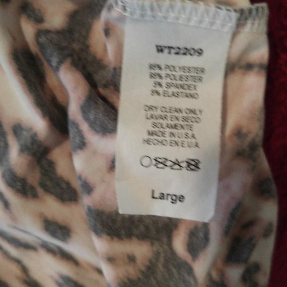 Pink Animal print top - Picture 5 of 7